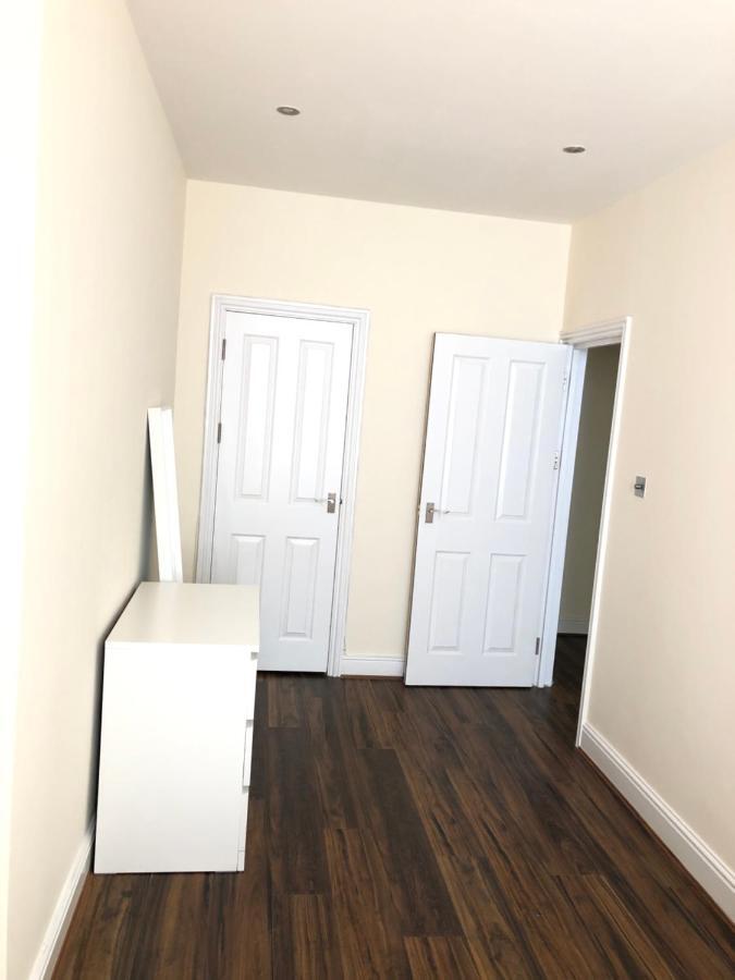 Ferienwohnung Greater London Holiday Let @ Hanwell Exterior foto