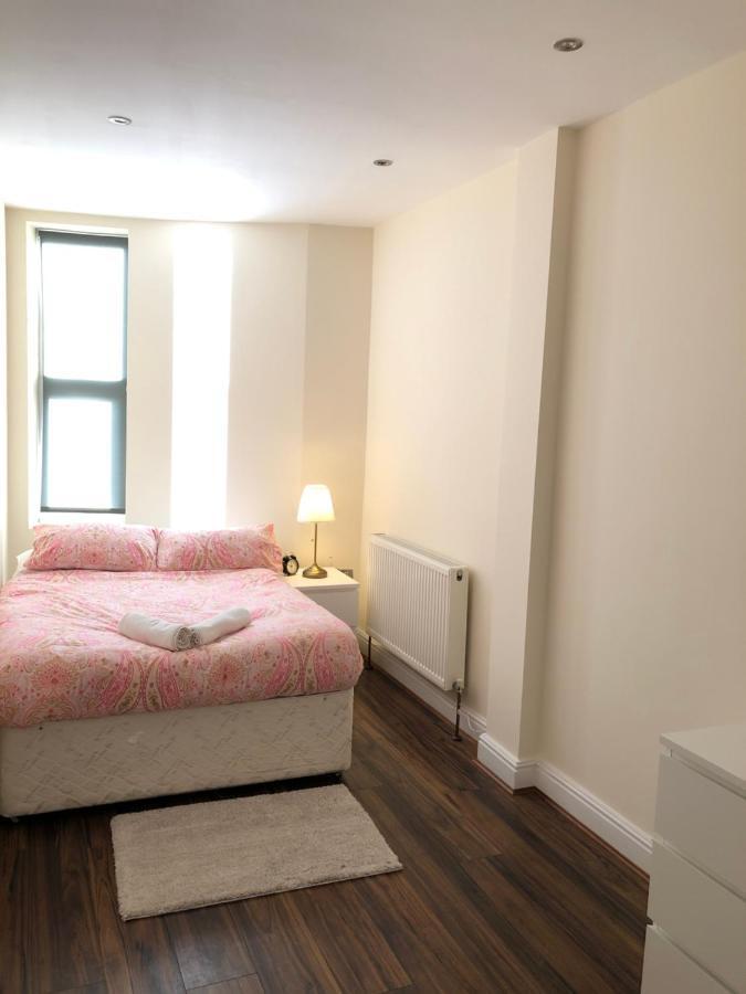 Ferienwohnung Greater London Holiday Let @ Hanwell Exterior foto